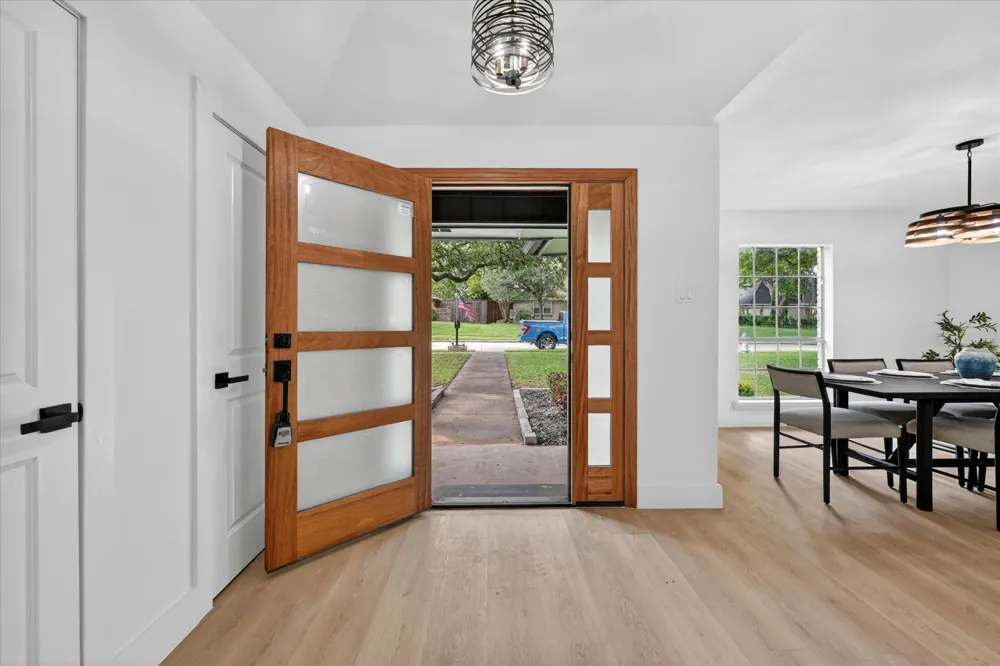 2313 Claridge Circle Plano, TX 75075