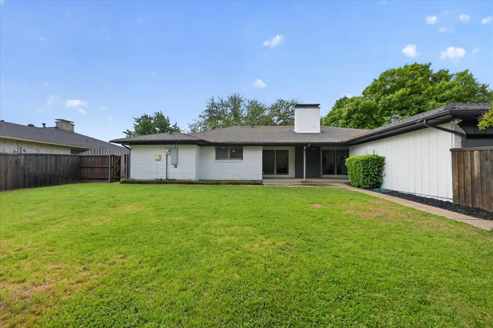 2313 Claridge Circle Plano, TX 75075