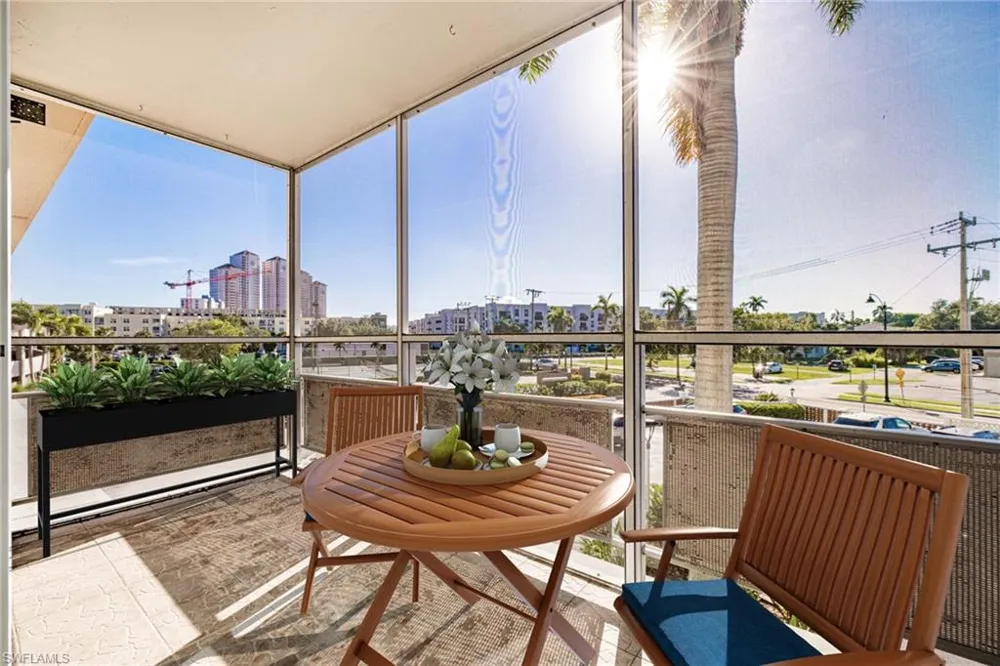2350 W 1st Street #205 Fort Myers, FL 33901