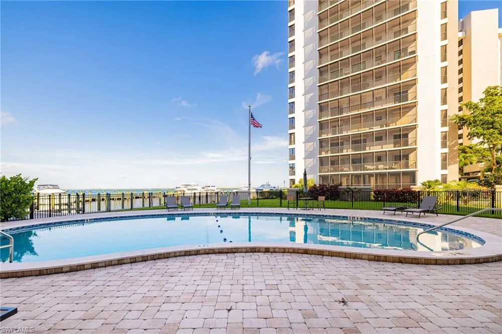 2350 W 1st Street #205 Fort Myers, FL 33901
