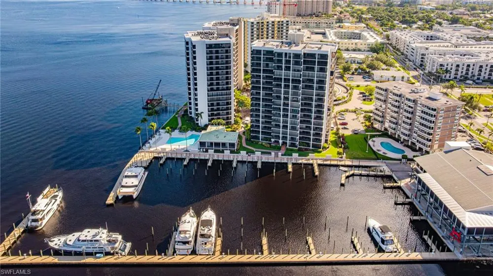 2350 W 1st Street #205 Fort Myers, FL 33901