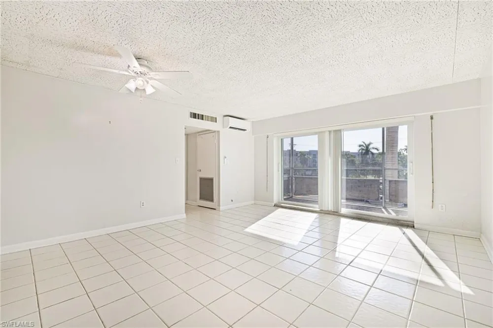 2350 W 1st Street #205 Fort Myers, FL 33901