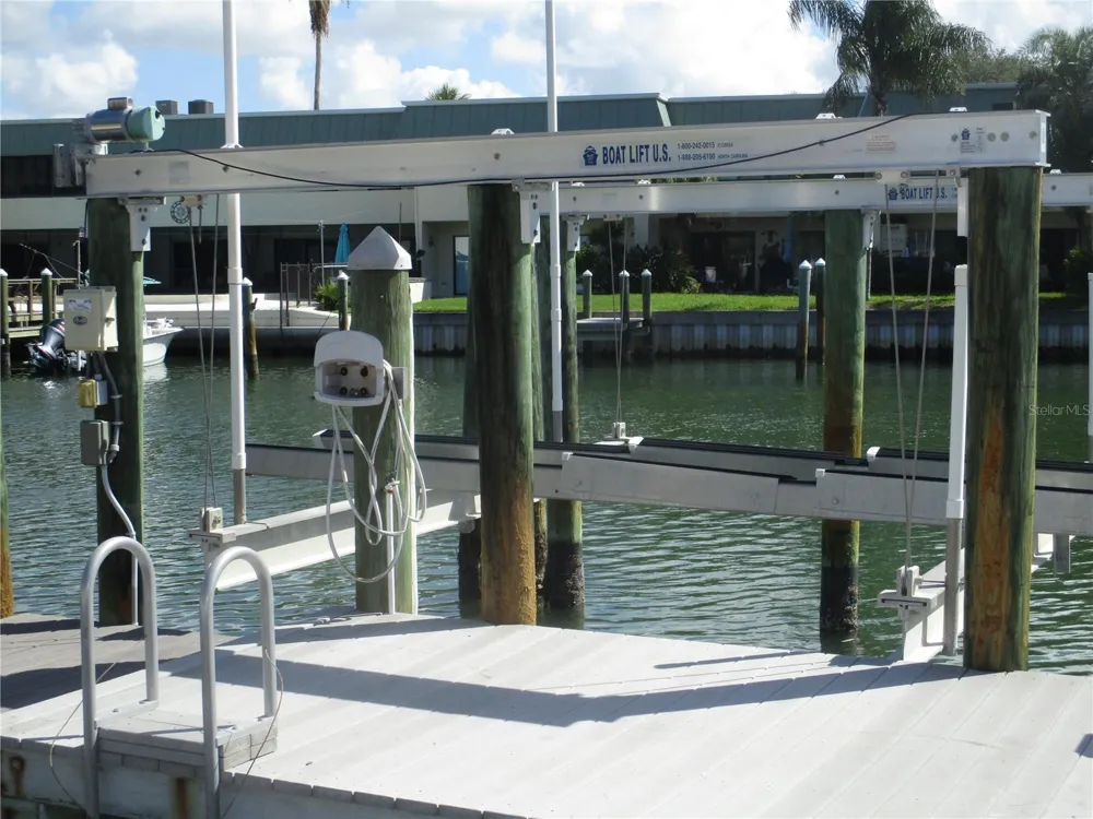 11855 1ST STREET E Treasure Island, FL 33706