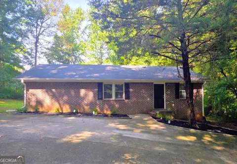 220 Big Oak Circle
