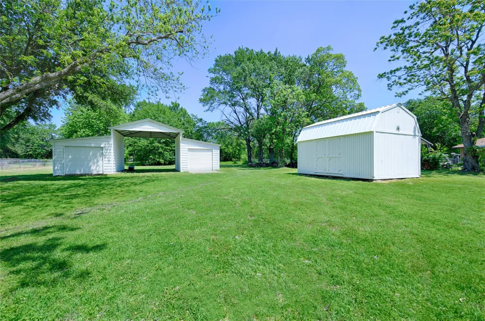 120 Janice Lane Mabank, TX 75156