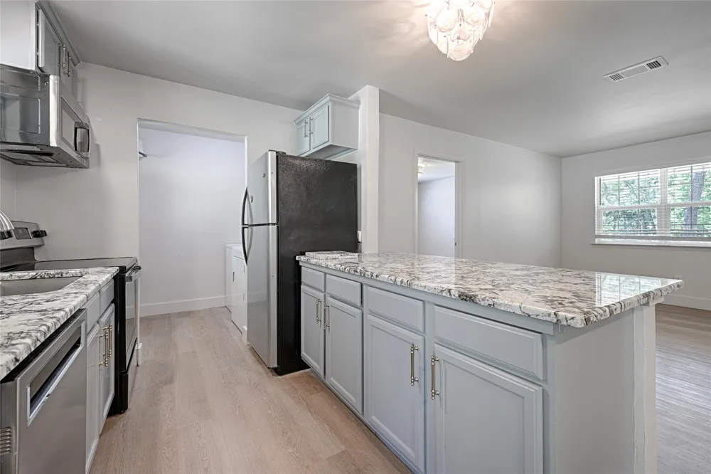 120 Janice Lane Mabank, TX 75156