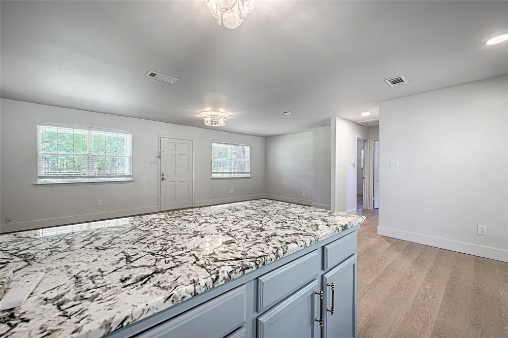 120 Janice Lane Mabank, TX 75156