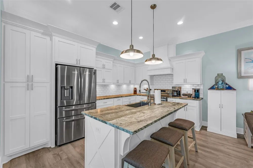 1978 Avenue I Crystal Beach, TX 77650
