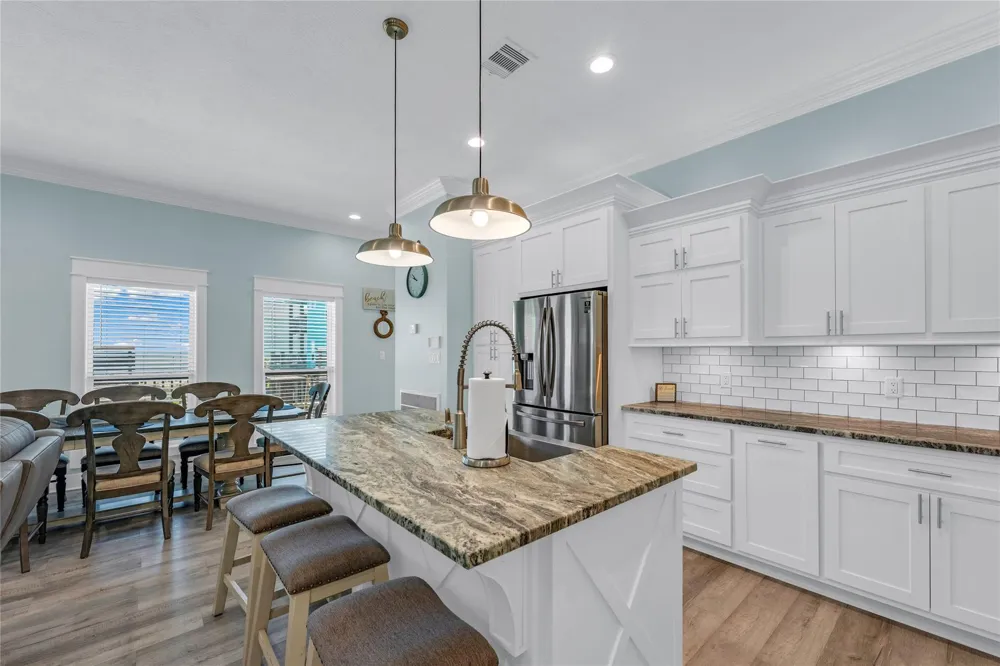 1978 Avenue I Crystal Beach, TX 77650