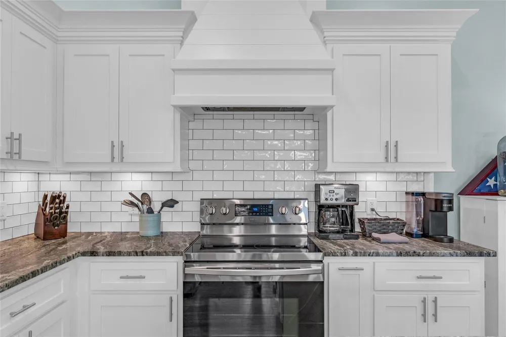 1978 Avenue I Crystal Beach, TX 77650