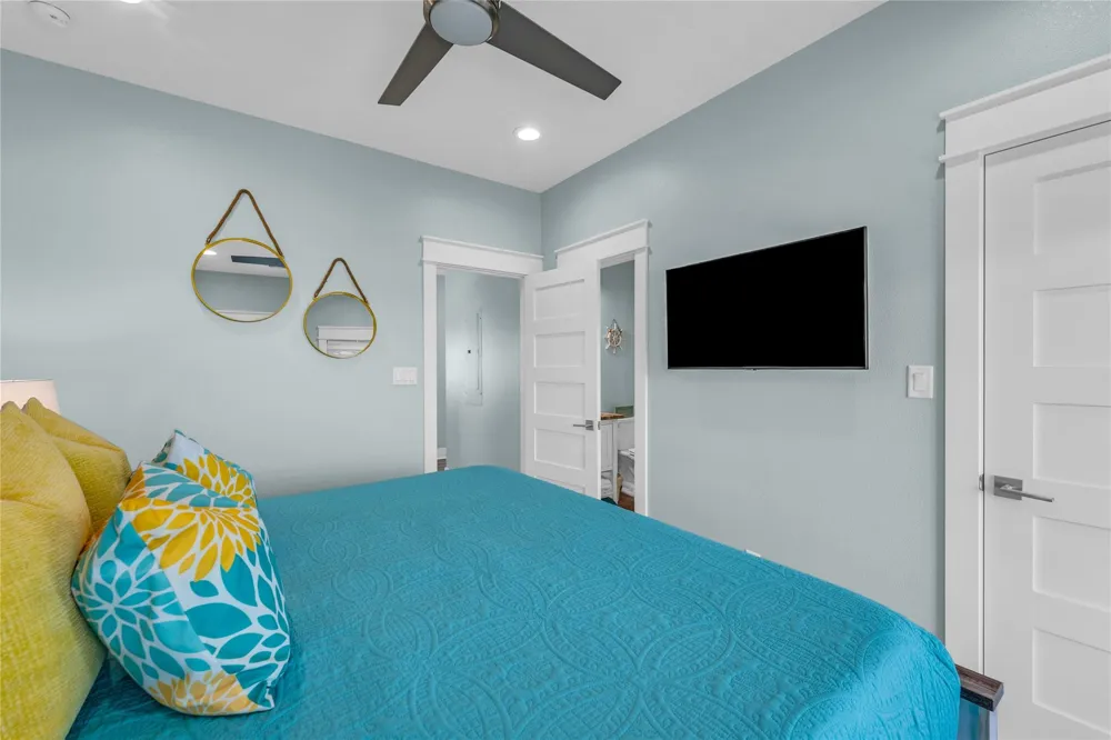 1978 Avenue I Crystal Beach, TX 77650