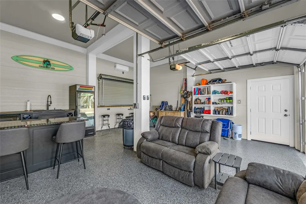 1978 Avenue I Crystal Beach, TX 77650