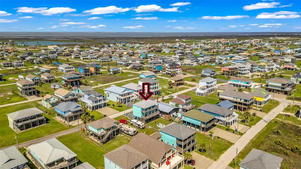 1978 Avenue I Crystal Beach, TX 77650