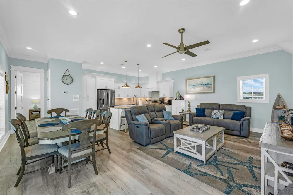 1978 Avenue I Crystal Beach, TX 77650