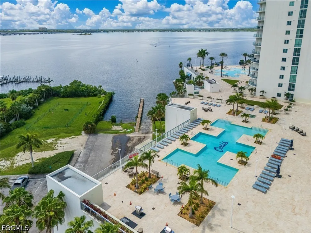 Oasis Grand Boulevard #MPH3 Fort Myers, FL 33916