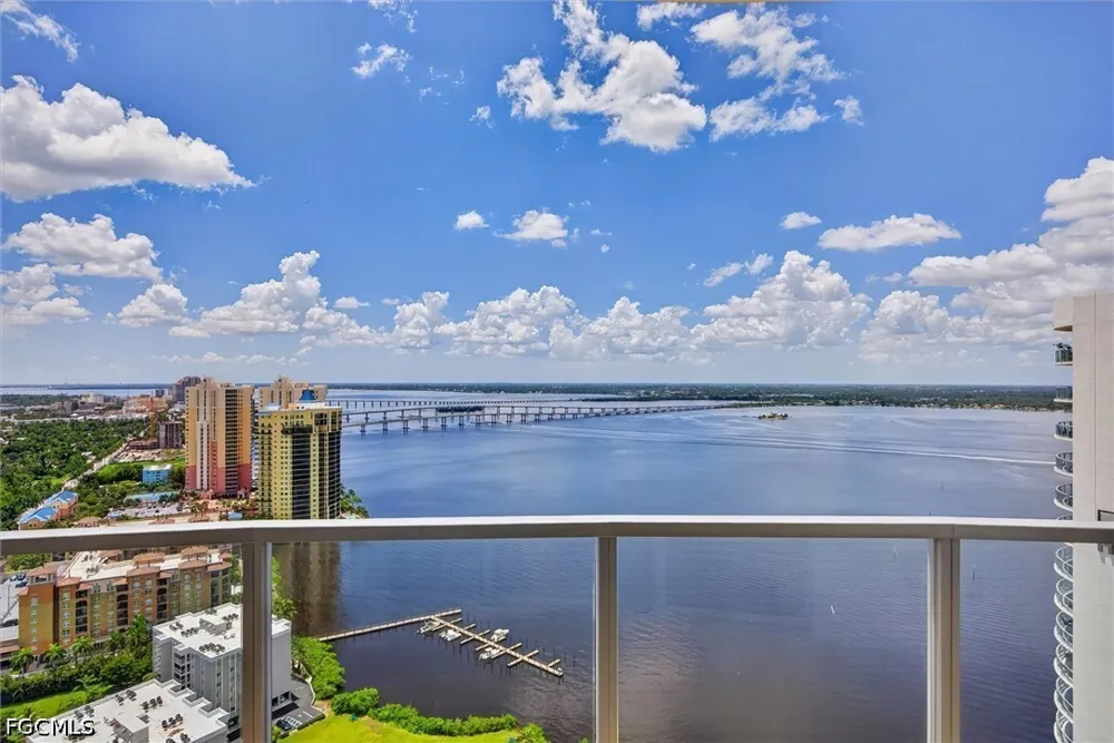 Oasis Grand Boulevard #MPH3 Fort Myers, FL 33916