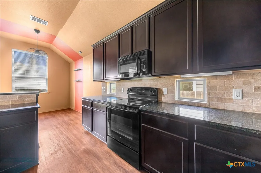 3409 Greyfriar Drive Killeen, TX 76542
