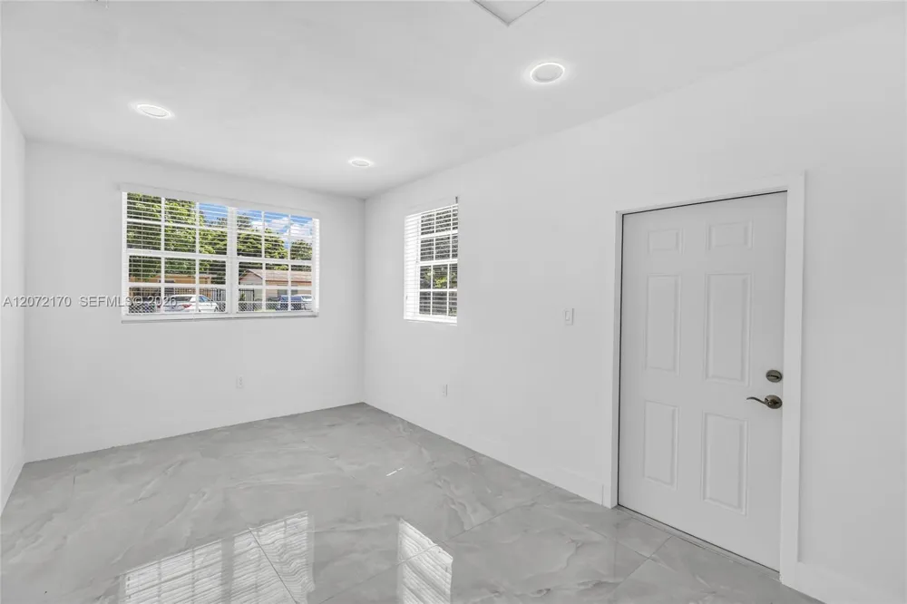 1325 NW 113th Ter Miami, FL 33167