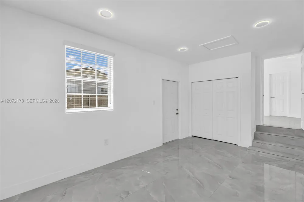 1325 NW 113th Ter Miami, FL 33167