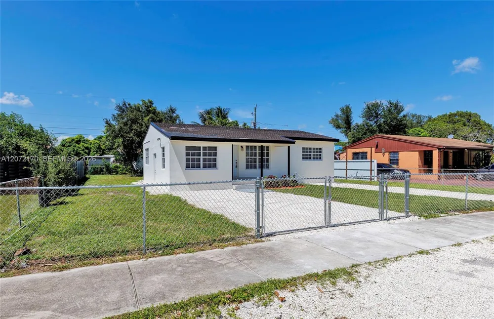 1325 NW 113th Ter Miami, FL 33167