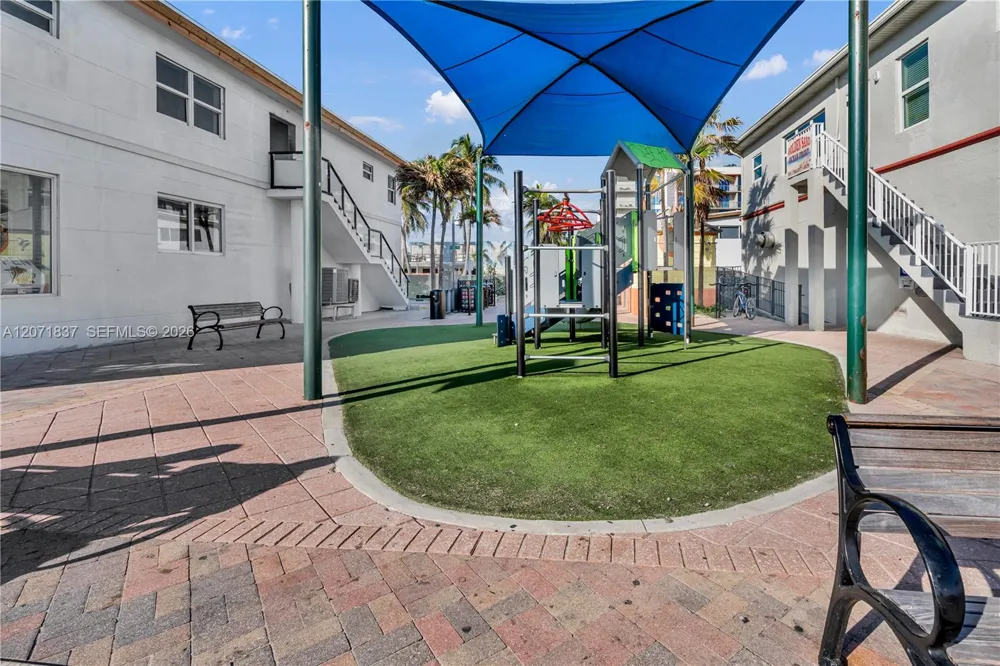 777 Ocean Dr #S603 Hollywood, FL 33019