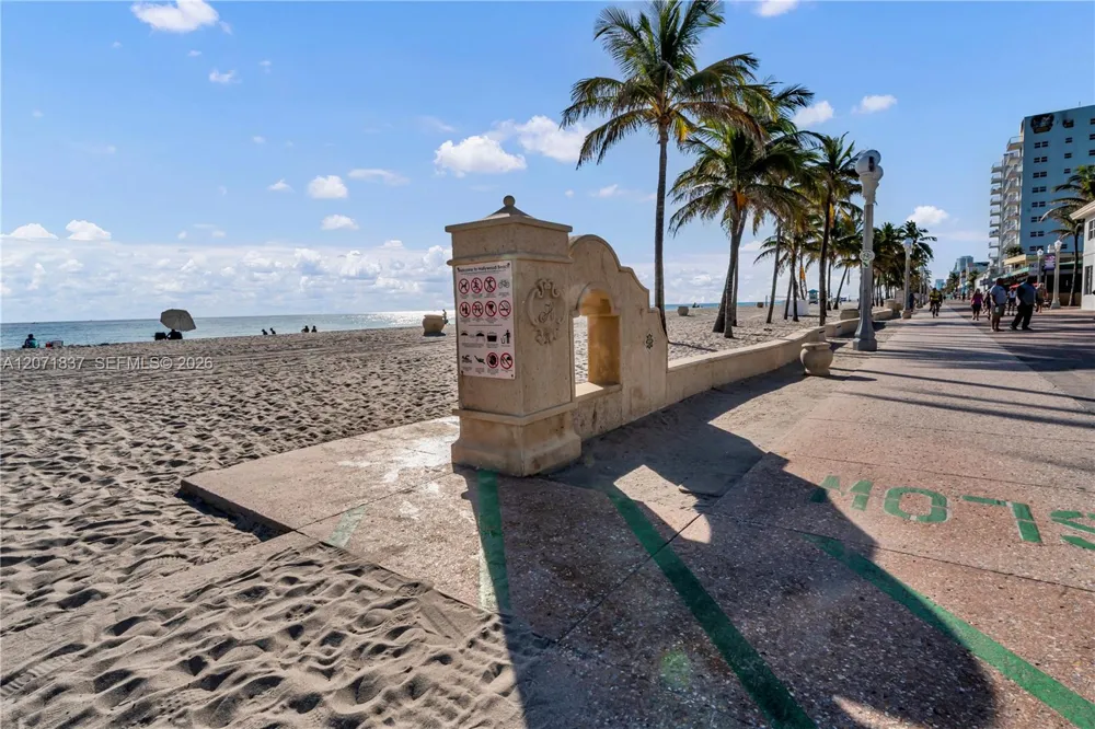 777 Ocean Dr #S603 Hollywood, FL 33019