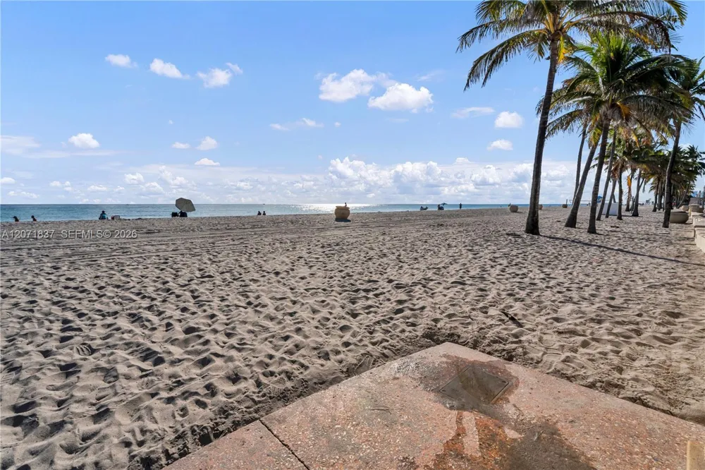 777 Ocean Dr #S603 Hollywood, FL 33019