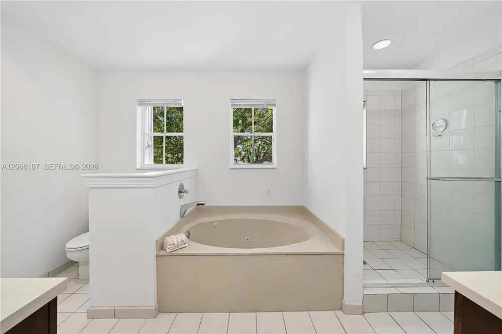 7605 SW 147th St Palmetto Bay, FL 33158
