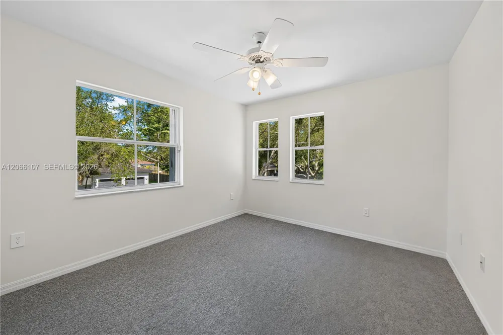 7605 SW 147th St Palmetto Bay, FL 33158