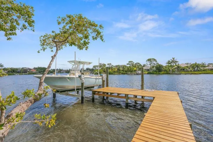 35 Saddleback Road Jupiter, FL 33469