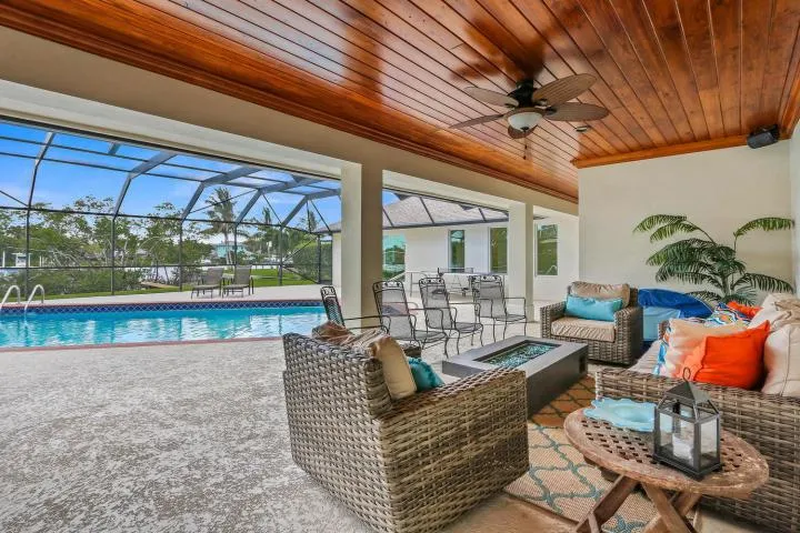 35 Saddleback Road Jupiter, FL 33469