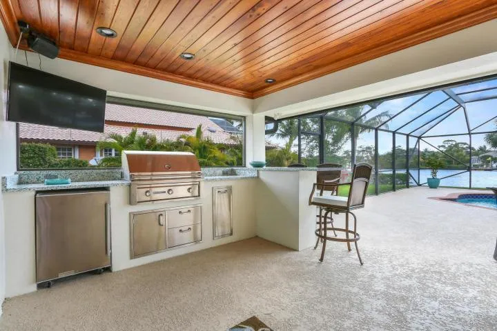 35 Saddleback Road Jupiter, FL 33469