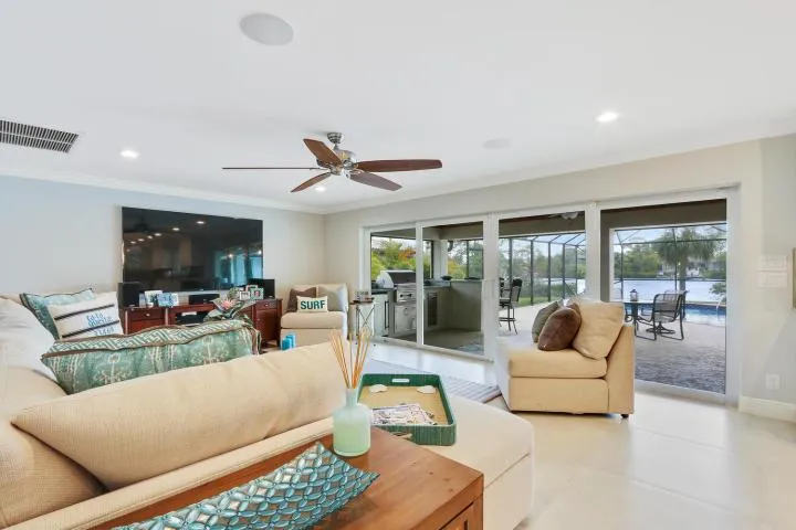 35 Saddleback Road Jupiter, FL 33469