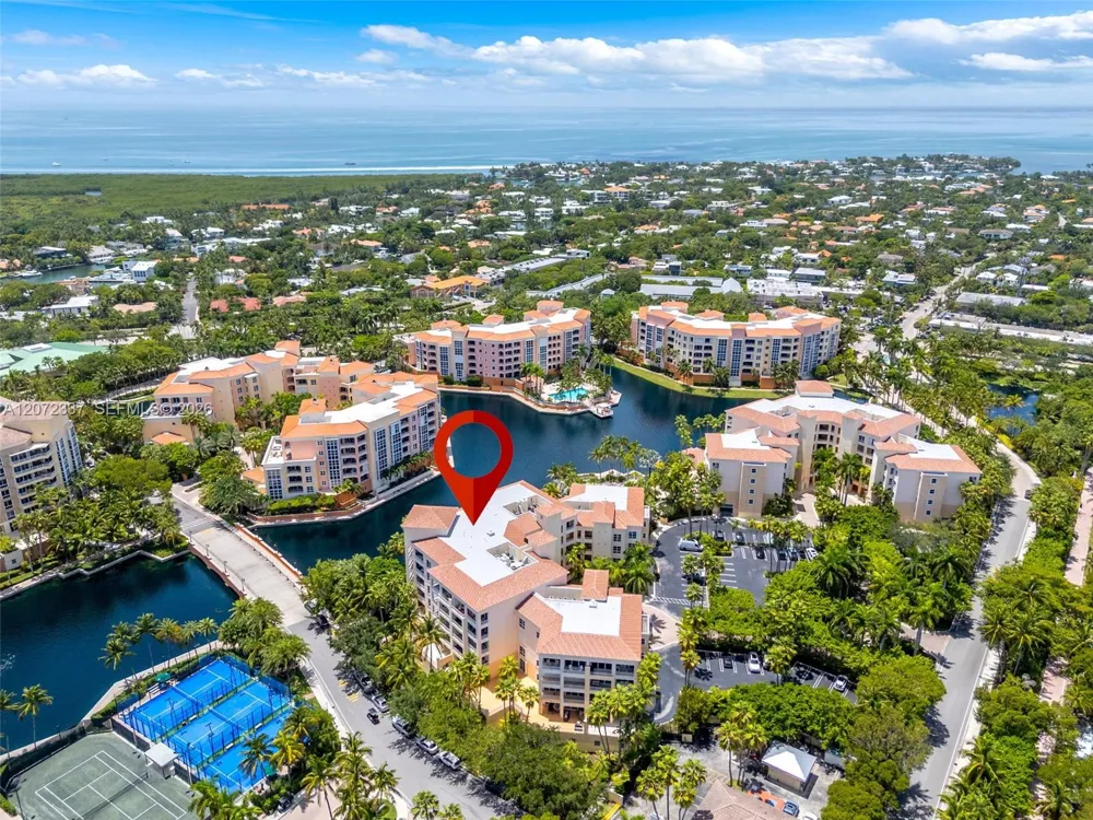 715 Crandon Blvd #PH-5 Key Biscayne, FL 33149