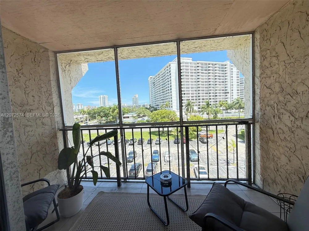 701 Three Islands Blvd #505 Hallandale Beach, FL 33009