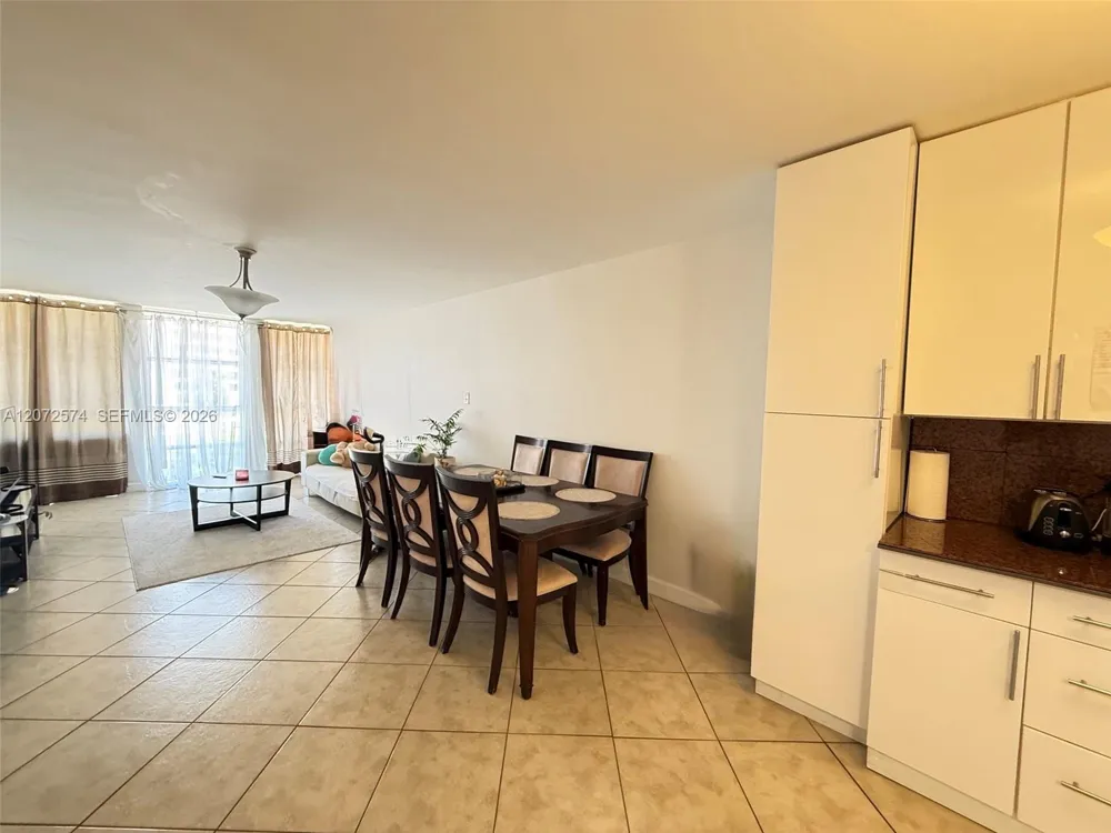 701 Three Islands Blvd #505 Hallandale Beach, FL 33009
