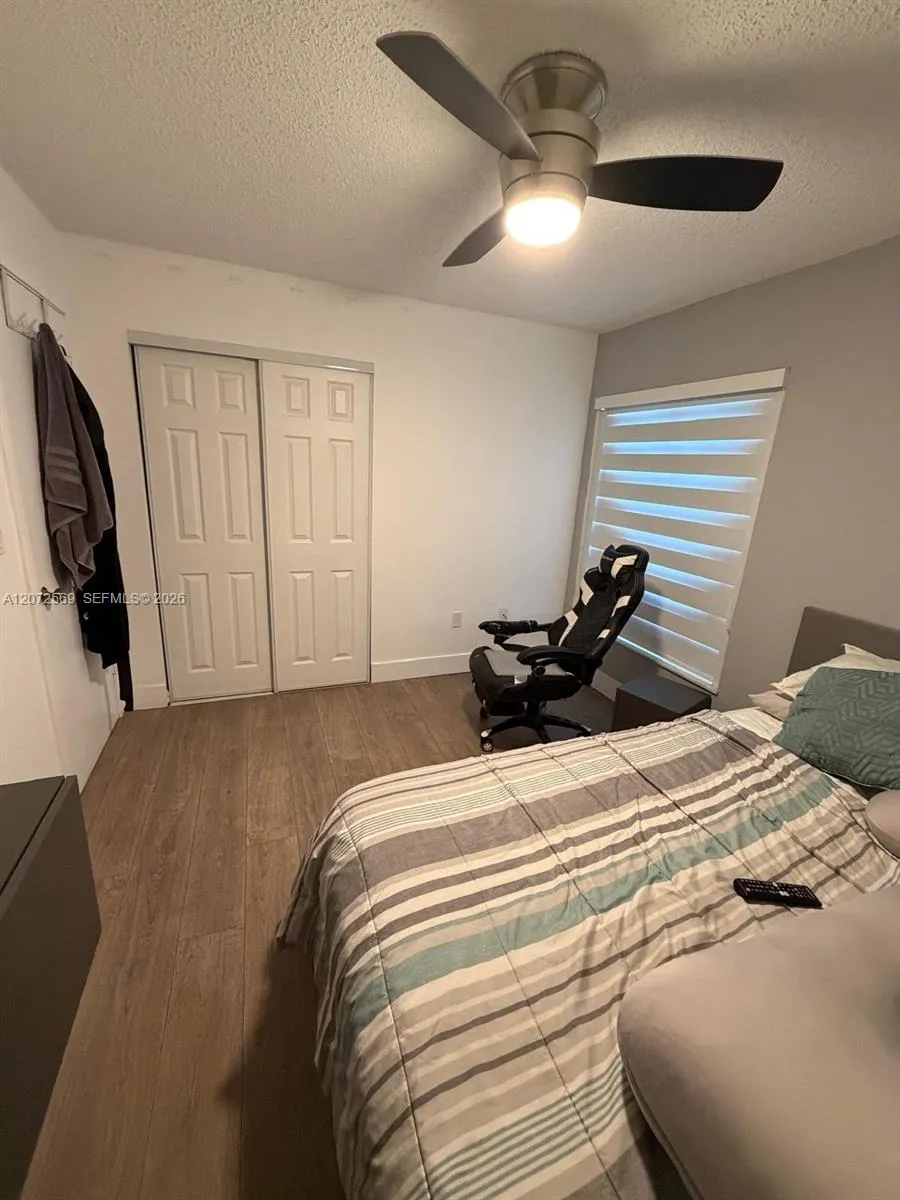 10958 72nd TER Miami, FL 33173