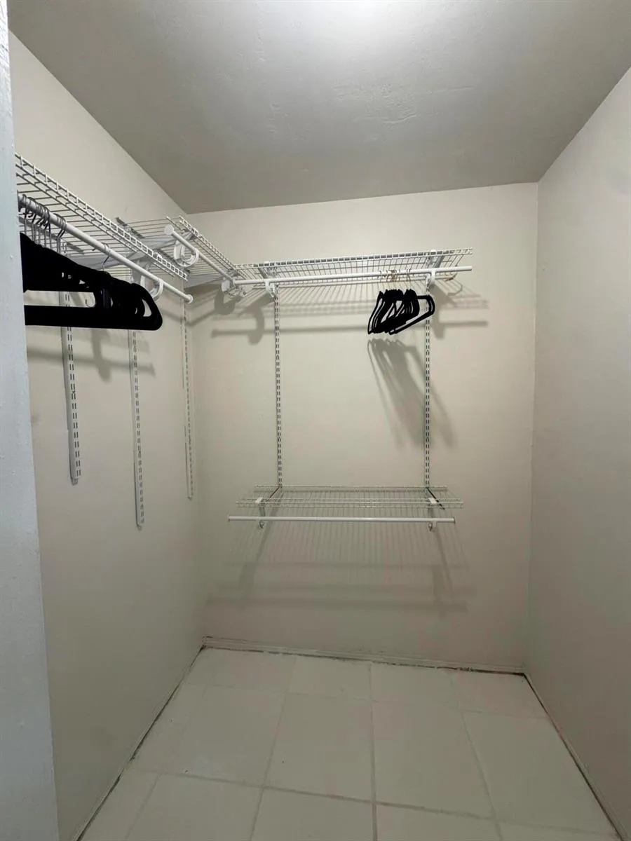 811 SE 16TH STREET #206 Fort Lauderdale, FL 33316
