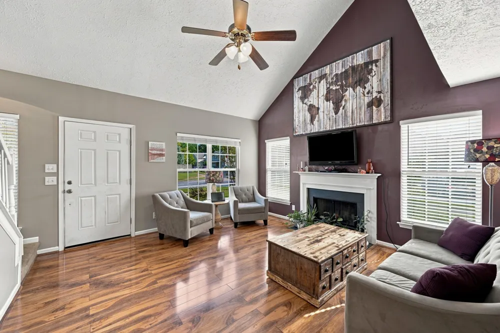 1298 Bending Creek Dr Antioch, TN 37013