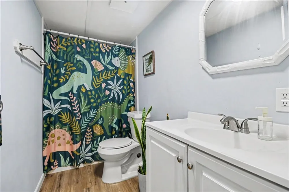 824 Fairview Farm Circle Lavonia, GA 30553