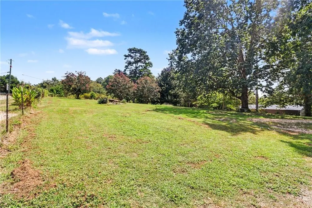 824 Fairview Farm Circle Lavonia, GA 30553