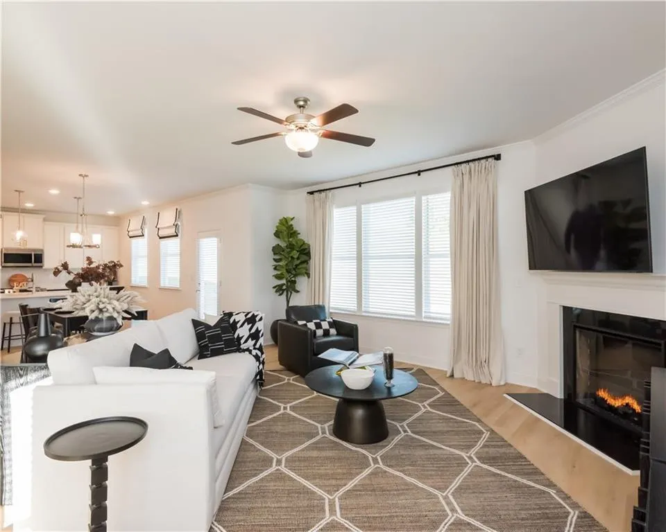 5593 Keswick Drive Flowery Branch, GA 30542