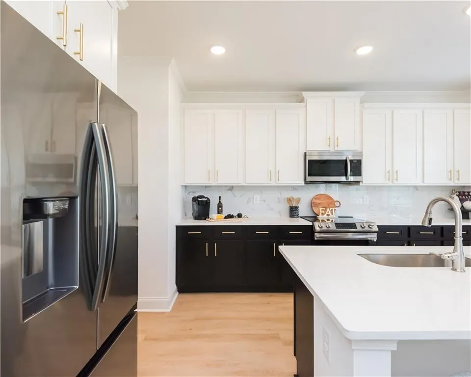 5593 Keswick Drive Flowery Branch, GA 30542