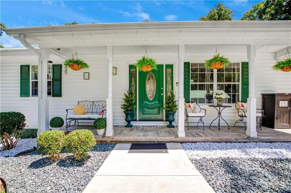 154 Sunset Street Clarkesville, GA 30523