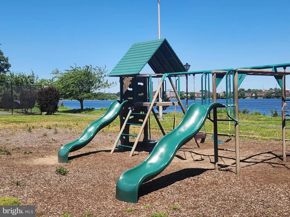 3119 S HARBOUR DRIVE Palmyra, NJ 08065