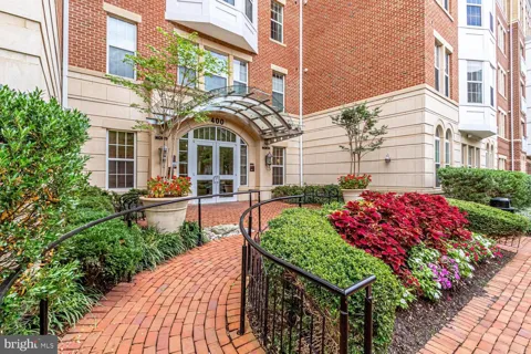 400 CAMERON STATION BOULEVARD #117
