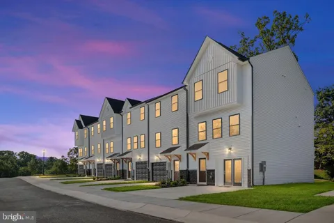 SHUONER COURT