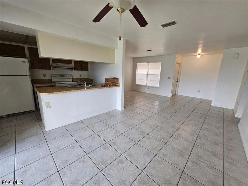 SW Trafalgar Parkway #4 Cape Coral, FL 33991