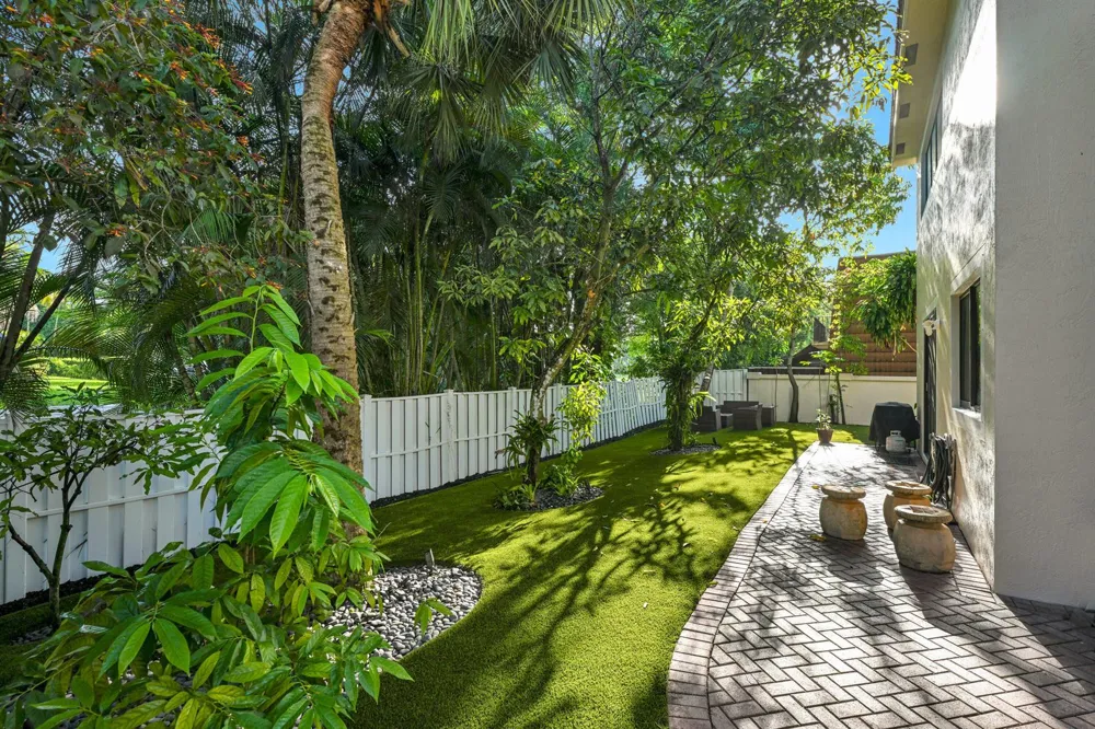 11695 NW 2ND STREET Plantation, FL 33325