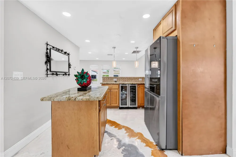 3731 NW 109th Ave Coral Springs, FL 33065